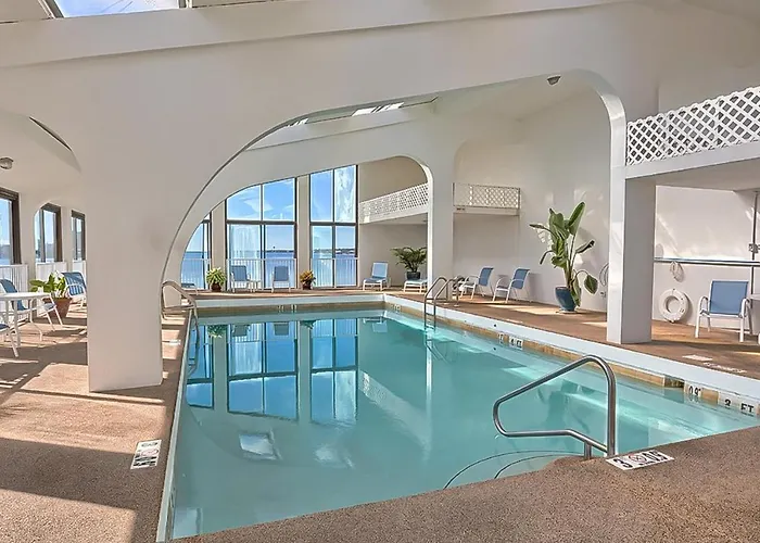 Compass Point Apartment