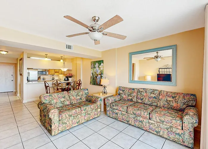 Compass Point Apartment