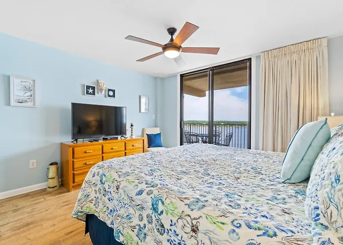 Apartment Compass Point *