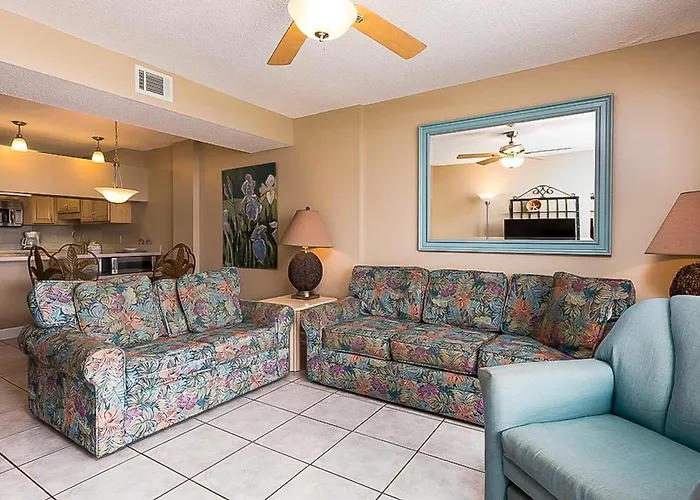 Compass Point Apartment