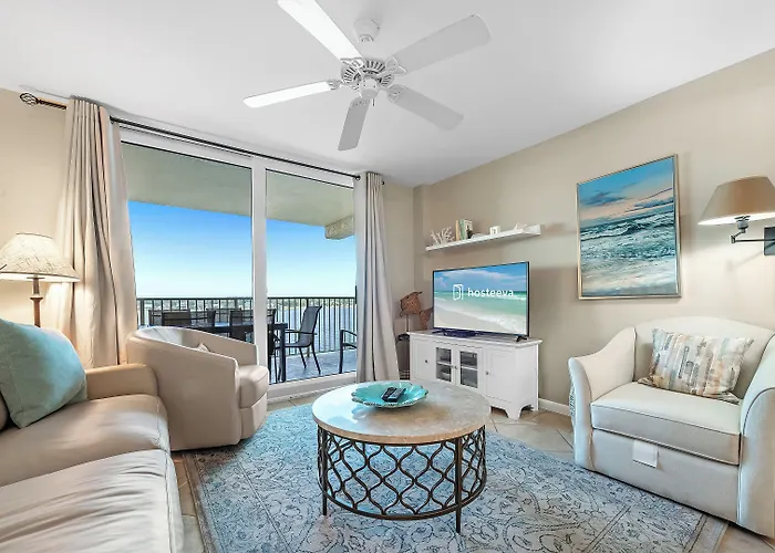 Compass Point Apartment