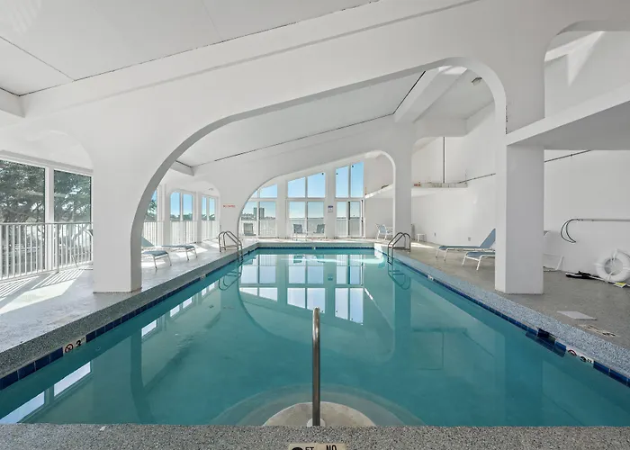Compass Point Apartment